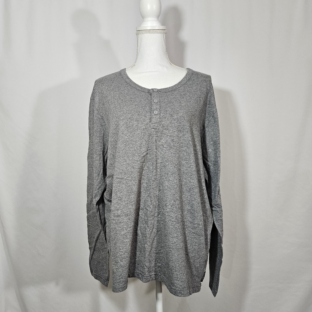 Eddie Bauer grey long sleeve tee men's size large